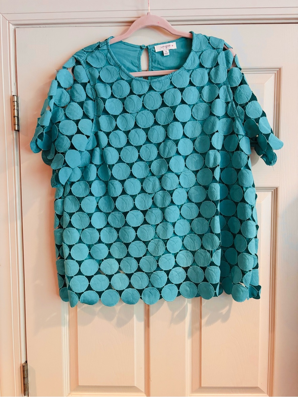 Umgee Teal Circle-Appliqué Short Sleeve Blouse, Fully Libed!